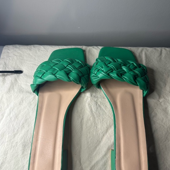Emerald Green Braided Sandals - Picture 5 of 5
